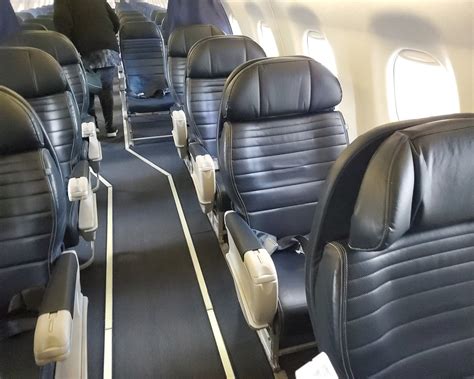 Embraer 175 Seating United | Cabinets Matttroy