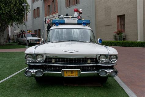 'Ghostbusters' Ecto-1 Photo Gallery | Cars.com