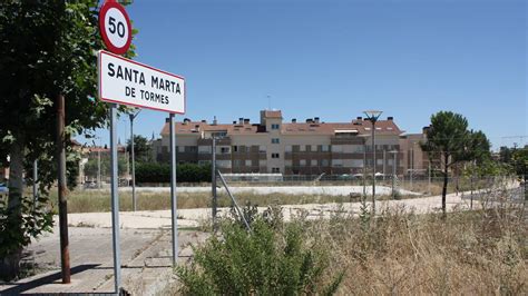 Absuelto De Tocar Sus Partes A Una Mujer Cuando Orinaba En Las Fiestas