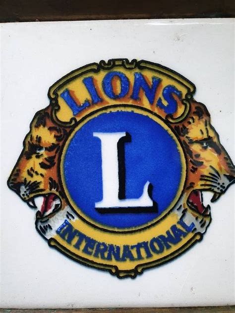 Lions Club International Plaque émaillée 1 Laiton Auctionlab