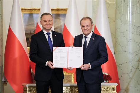 Prezydent Oficjalnie Powo A Donalda Tuska Na Prezesa Rady Ministr W