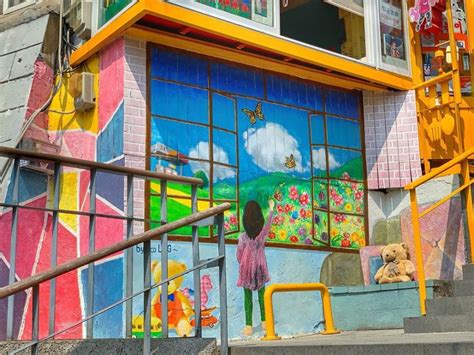 10 Potret Menarik Ihwa Mural Village Destinasi Kece Di Seoul