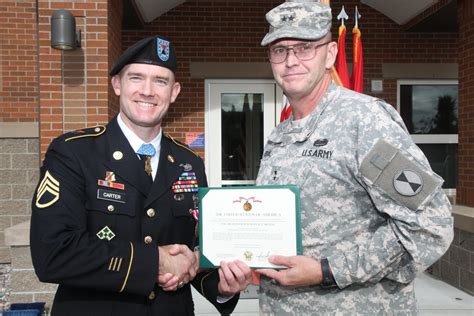 Medal of Honor recipient transitions to civilian life | Article | The ...