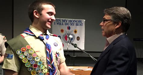 Perry Skips Political Remarks To Salute Iowa Eagle Scout