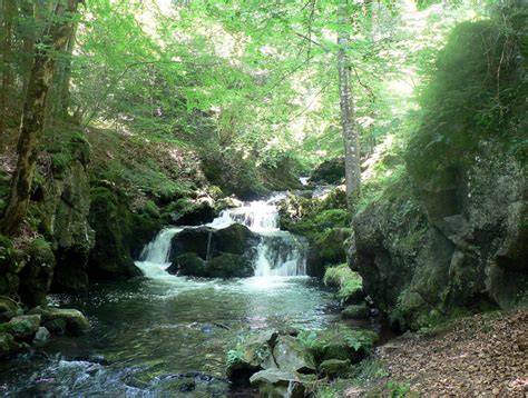 Les Cascades De Chiloza Balades Dans Le Puy De D Me