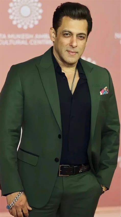 Pin by Adilshaikh on Salman Khan | Stylish men casual, Dark green suit men, Green suit men