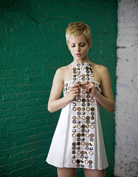 Женщина С Короткой Стрижкой В Платье - 68 фото