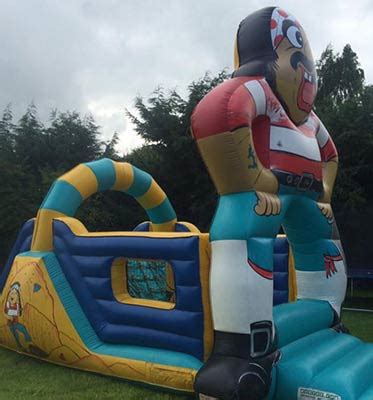 Pirate Run Ft X Ft X Ft Dublin Bounce Castles For Hire