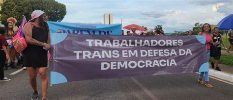 A primeira Marsha Trans de Brasília SINPRO DF