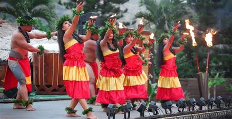 Oahu Ka Moana Luau At Sea Life Park With Dinner And Show Getyourguide