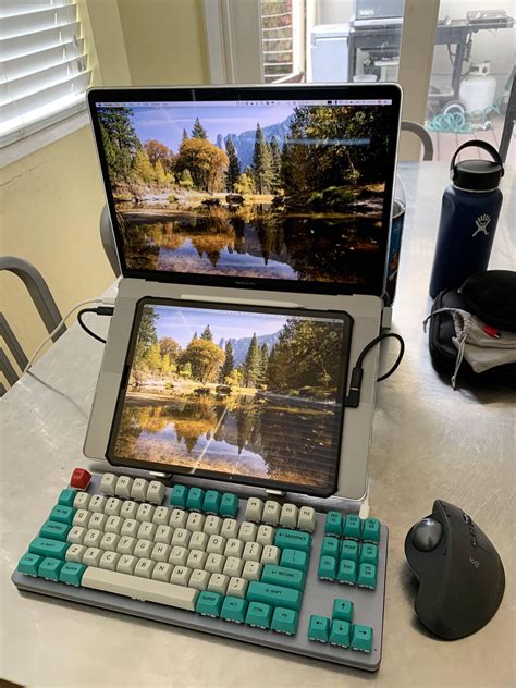 Portable dual-monitor setup : r/macsetups