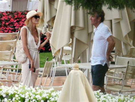 Laura Savoie and Dennis Quaid – In bikini on holiday at Villa DEste in ...