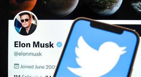 Elon Musk Says The Way That Twitter Used To Hand Out Verified Blue