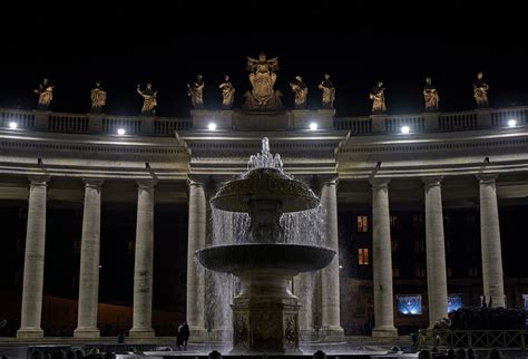 Vatican City Walking Tour by Night | Vatican Night Tours | Vatican ...