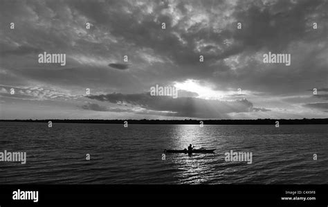 Sonnenuntergang sportlich Fotos und Bildmaterial in hoher Auflösung