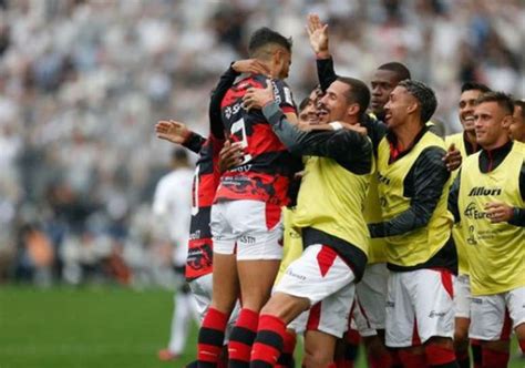 Corinthians é surpreendido pelo Ituano e é eliminado nas quartas de