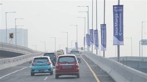 Foto Tol Layang Jakarta Cikampek Mulai Beroperasi Kumparan