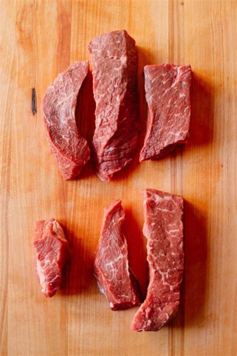 How To Velvet Beef For Stir Fry The Woks Of Life