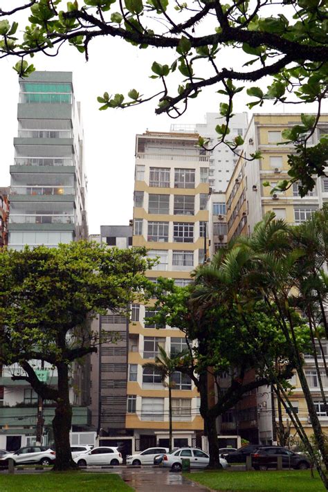 Levantamento aponta que Santos tem 319 prédios tortos FOTOS Cidade