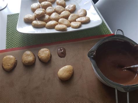 Knusper Karamell Ostereier Mit Minz Schoko Deko Rezept Kochbar De