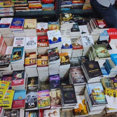 Daryaganj Book Market: History, To-Do List, - DelhiSnap