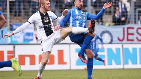 Liveticker In Der Oberliga Stuttgarter Kickers Verlieren Zwei Punkte