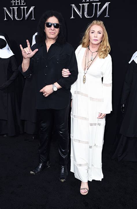 Gene Simmons Wife Everything To Know About Shannon Tweed Who Hes