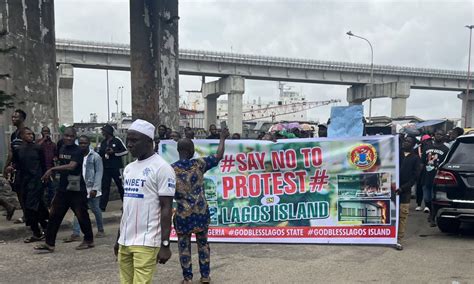 Youths hold anti-protest march in Lagos