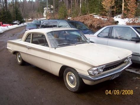 Compact Classic: 1961 Oldsmobile F85 | Barn Finds