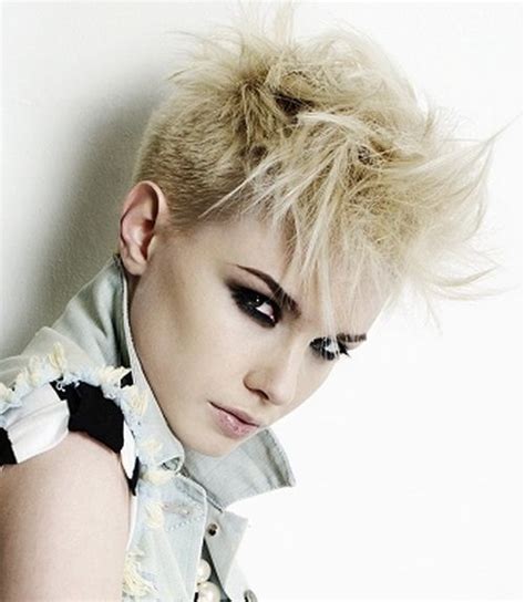 Short Punk Hairstyles For Women Short Punk Hair Rocker Hair Short Blonde Haircuts