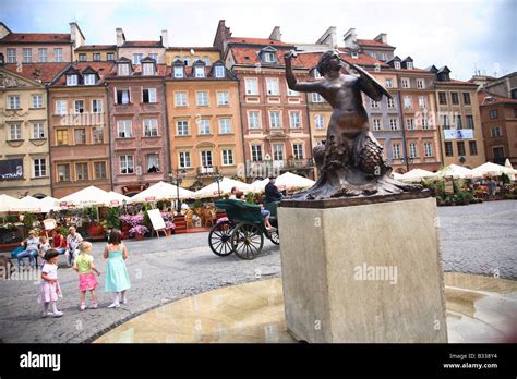 Nowe Miasto Square Hi Res Stock Photography And Images Alamy