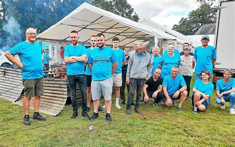 Records Daffluence Aux Repas Et Jeux Pour Le Pardon De Saint Gu Nol