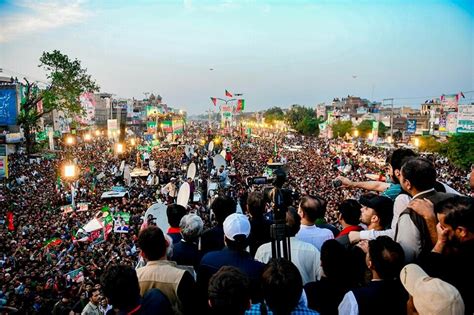 Day 7 Of Long March Imran Khan To Spend Thursday In Wazirabad