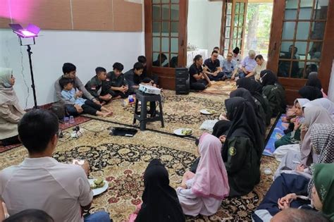 Akademisi Pakar Dan Mahasiswa Dari Kampus Se Indonesia Resmikan