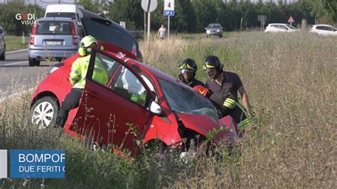 Bomporto Sbanda Al Volante E Manda Fuori Strada Un Altra Auto 2 Feriti