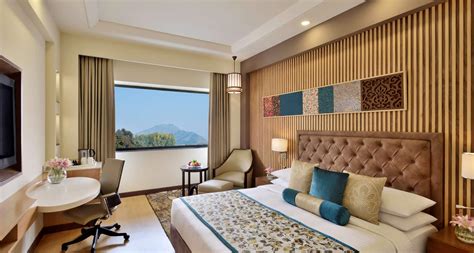 Radisson - Discover Things to Do in Srinagar | Radisson Hotels