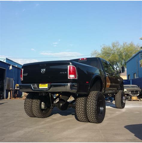 Dodge Ram 3500 Dually Lift Kit