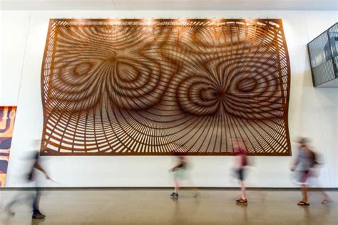 Cool Sculpture Creates Moiré Pattern When Viewed Boing Boing