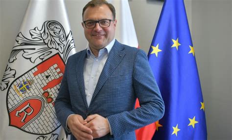 Radosław Witkowski prezydent Radomia o budowie hali sportowej i