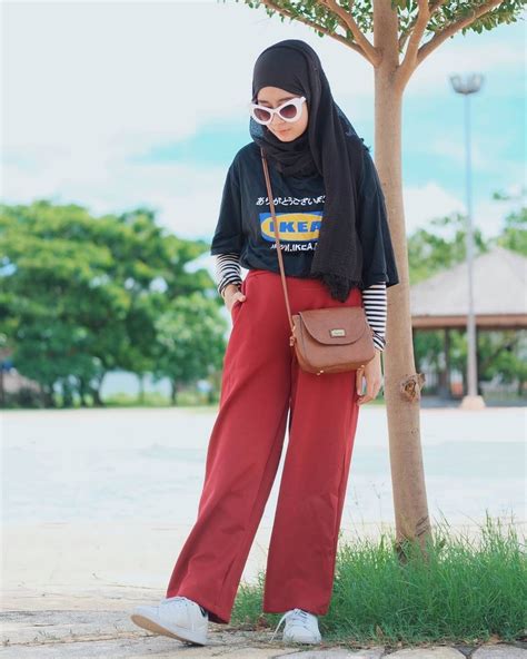 Baju Merah Maroon Cocok Dengan Celana Warna Apa