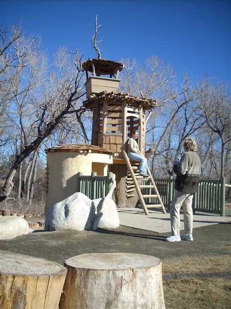 Explore Colorado: Chatfield Botanic Gardens-The School House, The Siloh, and The Treehouse