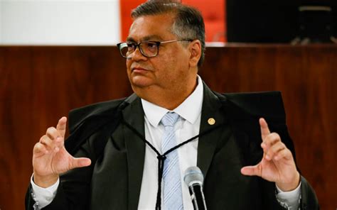 Dino Diz Que Data Para Fim De Processo Sobre Queimadas Depende De