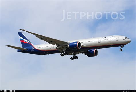 Ra Boeing M Er Aeroflot Jerry H Jetphotos