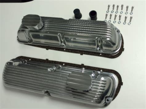 Sb Ford Finned Aluminum Valve Cover W Breather Kit Sbf V8 260 289 302 351w Pirate Mfg