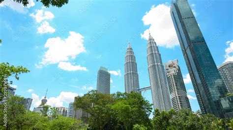 Vid O Stock Time Lapse Video Of The Petronas Twin Towers Seen From The