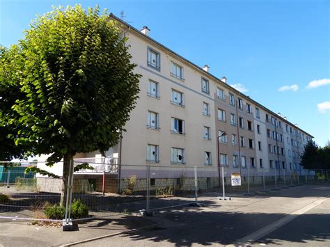 Urbanisme Reprise de la démolition des logements des Tilleuls à Ligny