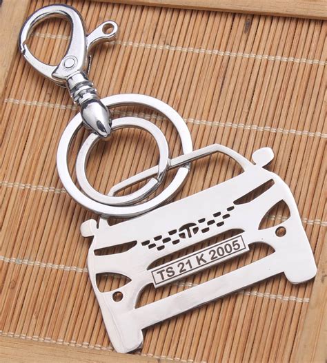 Reviti Customized Car Key Chain with your Car Number & Model – Colombo Mall