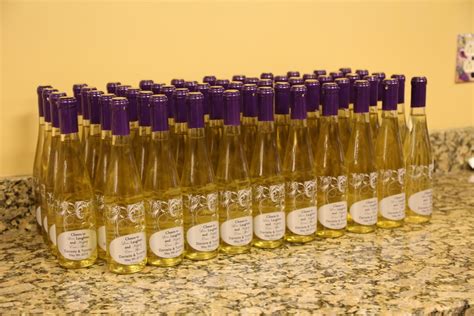 Custom Wine Bottle Wedding Favors – 6D IMG_4443 - Your Own Winery