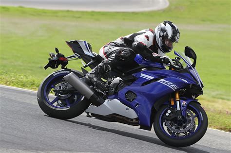 Lancement Yamaha R6 2017 MotoPlus Ca