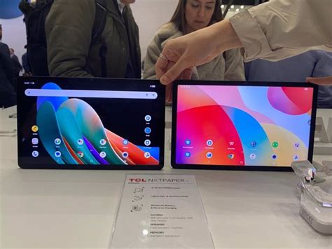 TCL amplía su familia de smartphones TCL 40 y presenta dos tabletas con